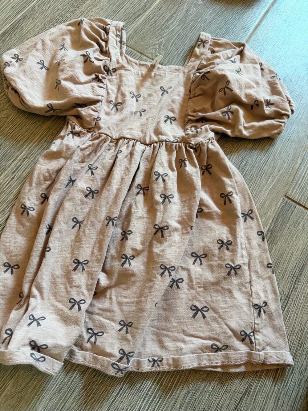 Rylee + Cru Blush Pink Puff-Sleeve Bow Dress